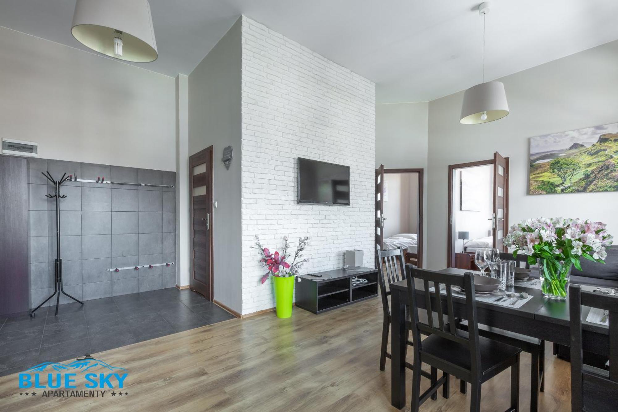 Blue Sky - W Centrum, Blisko Deptaka, Restauracji I Atrakcji Karpacza - Obroncow Pokoju 1d Apartament