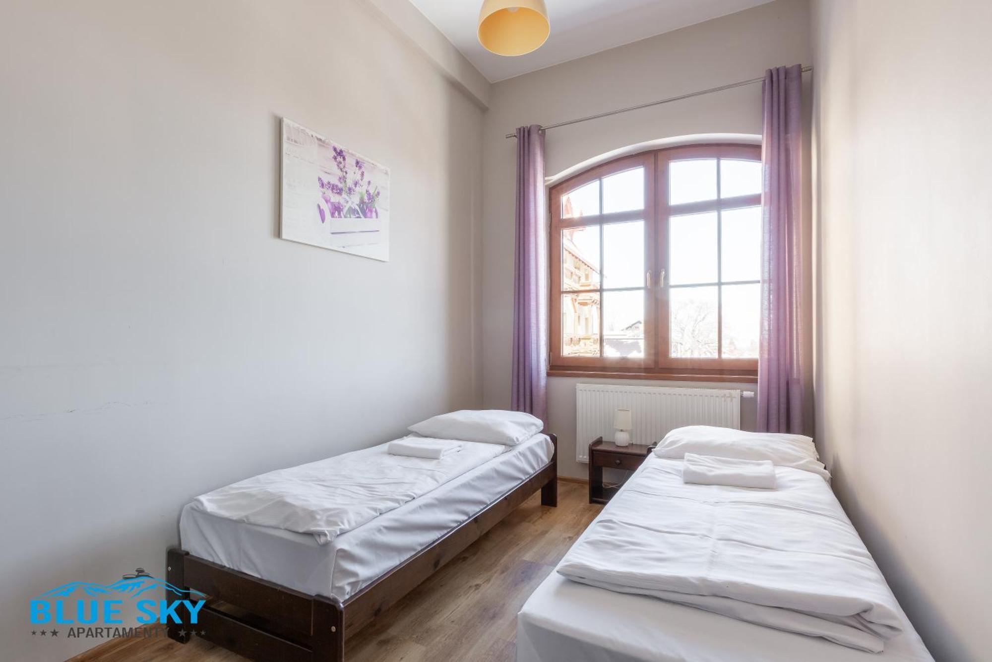 Apartament Blue Sky - W Centrum, Blisko Deptaka, Restauracji I Atrakcji Karpacza - Obroncow Pokoju 1d Karpacz